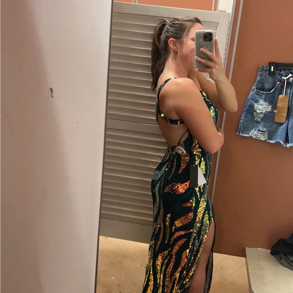 Green Sequin Maxi Dress - Picture 6 of 6